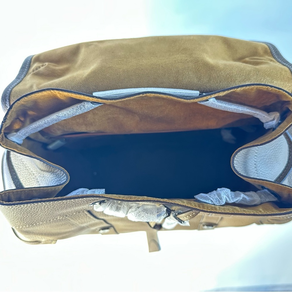 NEW Men’s Coach Hitch Pebble Leather Backpack in Tan/Brown - Picture 11 of 15